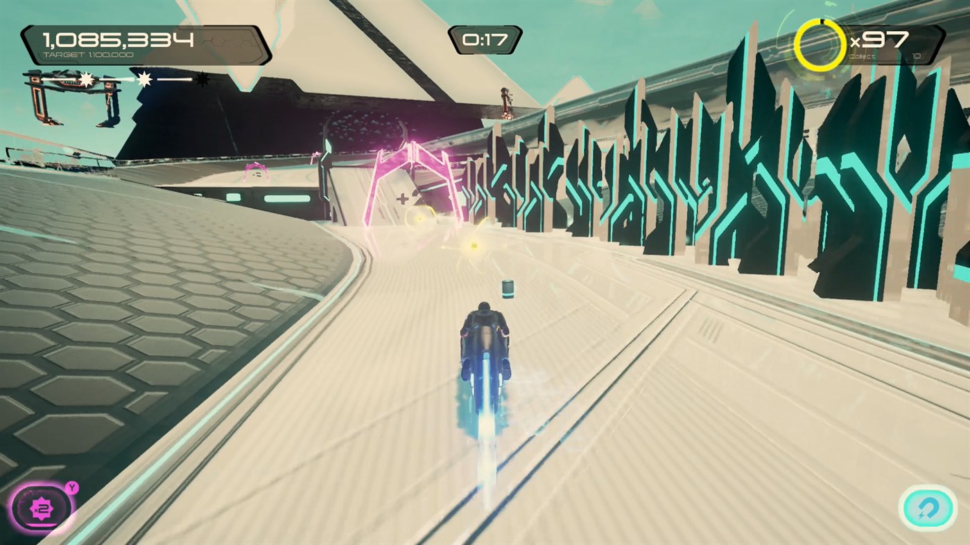 #10. TRON RUN/r (Xbox) Ved: Disney Interactive Studios