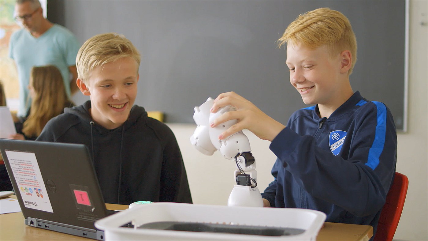 #8. Fable Blockly (Windows) Podle: Shape Robotics ApS