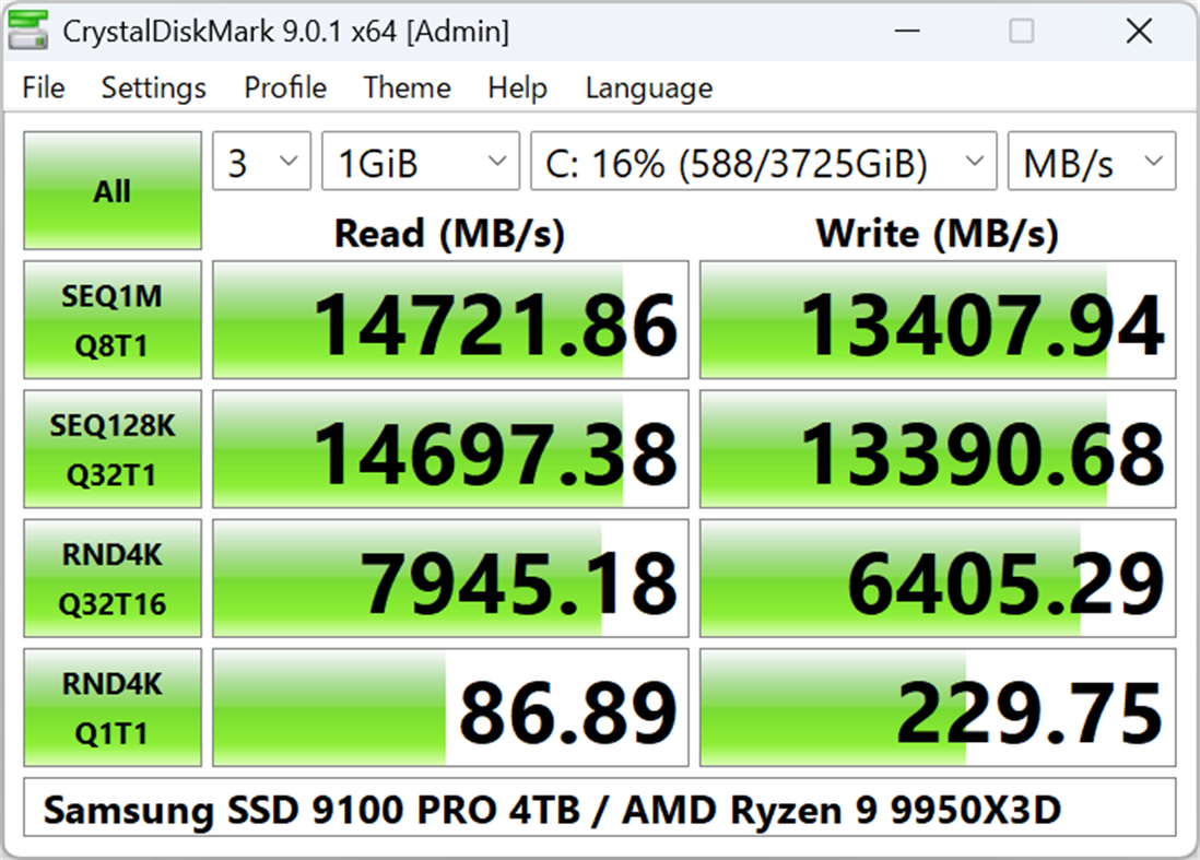 #1. CrystalDiskMark (Windows) De: Crystal Dew World
