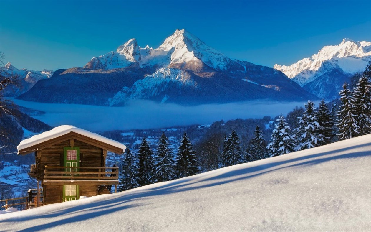 #3. Mountain Dwellings (Windows) Ved: Microsoft Corporation