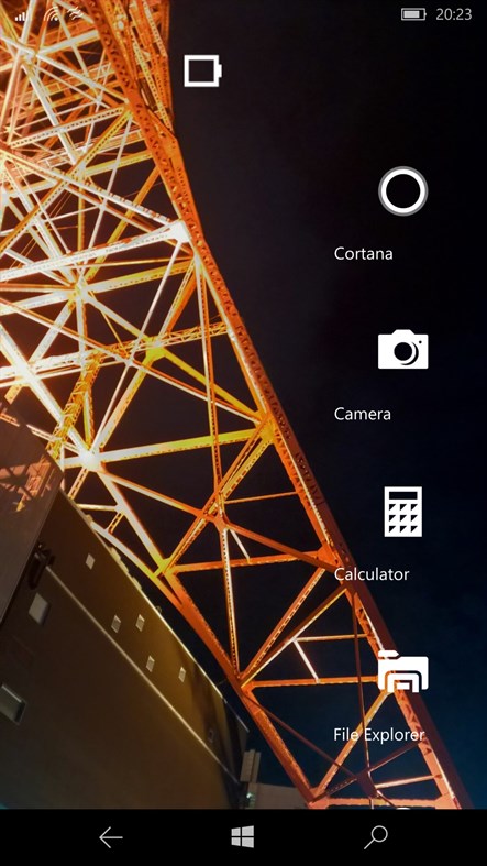 #6. Battery Bar Graph on Lock Screen (and Glance Screen) (Windows) Podle: Kazuho Imada