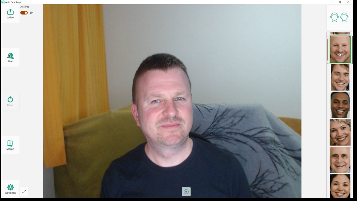 #1. Auto Face Swap (Windows) بواسطة: sneumueller