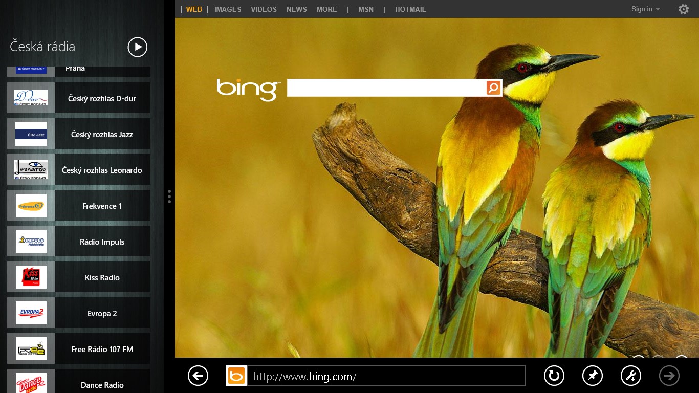 Aplikace je plně funkční i v připnutm režimu.