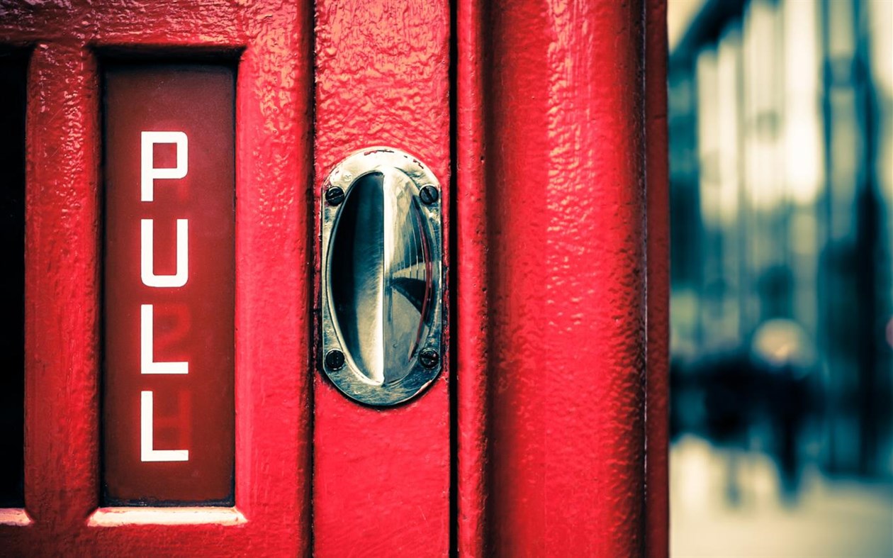 #2. Seeing Red (Windows) 由: Microsoft Corporation