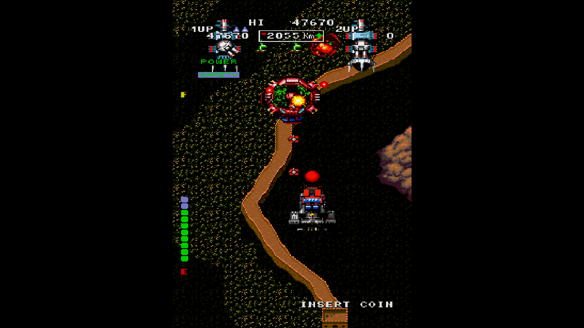 遊戲實機畫面，展示高難度下的彈幕與頭目戰鬥