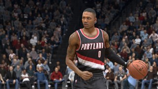 EA SPORTS™ NBA LIVE 15 screenshot 3