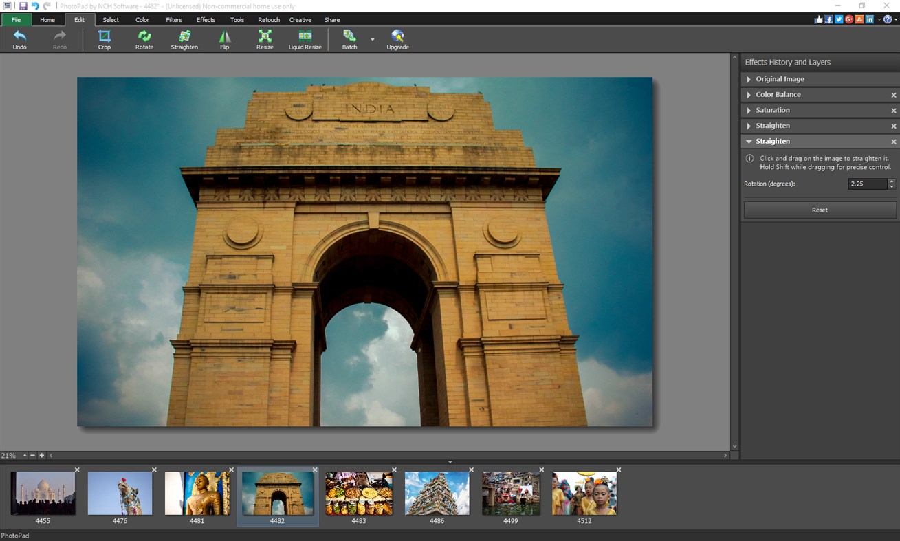 #3. PhotoPad Photo Editor Express Edition (Windows) โดย: NCH Software
