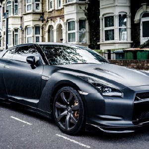 Nissan GTR - Sports Car HD Wallpapers icon