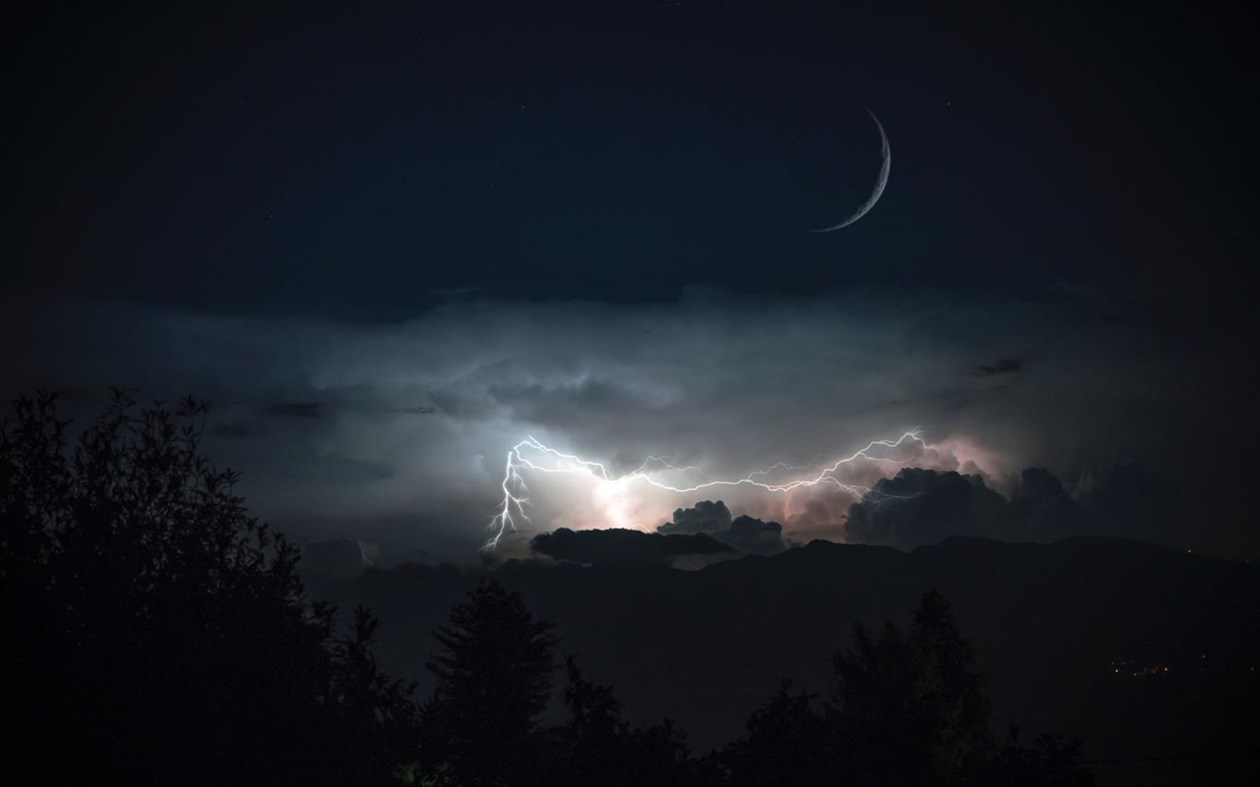 #3. Lightning Strikes (Windows) Podle: Microsoft Corporation