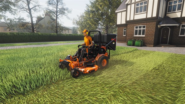 Lawn Mowing Simulator: Landmark Edition screenshot 1