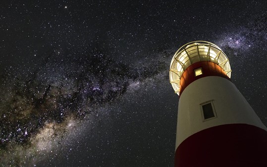 Lighthouses by Night screenshot 1