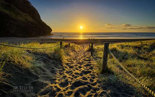 West Coast NZ by Ian Rushton screenshot 1