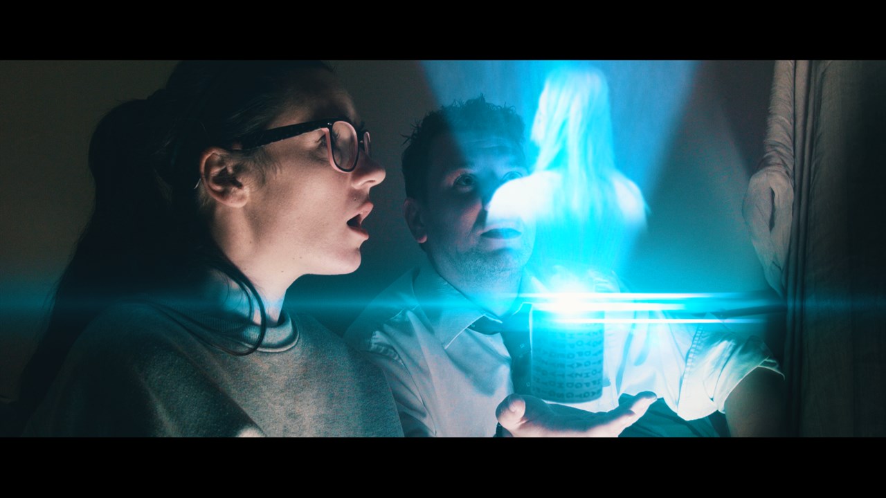 The Dark Side of the Moon: An Interactive FMV Thriller screenshot 2